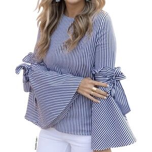 NWT ChicWish Top Blouse Stripes Charisma Bell
Sleeves White Blue SZ XL